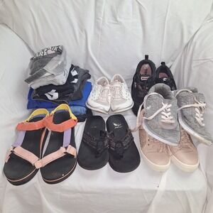 13pc Mens Womens Mystery Clothing Shoe Lot Skechers USPA Gemini‎ Sz 8 Shoe P4